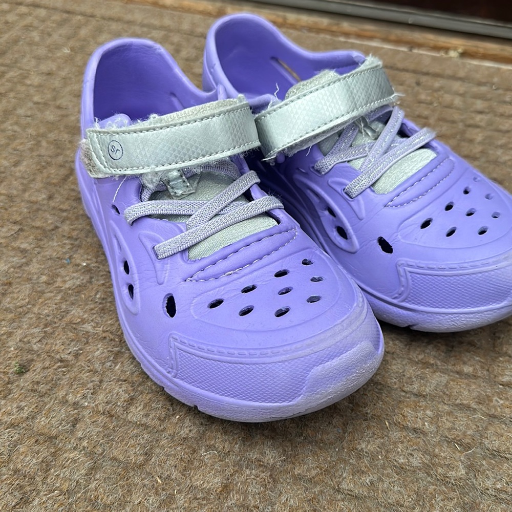 Little Kids stride Rite 360 amphibian sneakers size 12